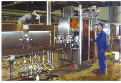 ម៉ាស៊ីនដាក់ស្លាកដៃអាវរួញតូចនិងមិនងាយជ្រាបទឹកសម្រាប់ដបអេសភីនិងភីអេស