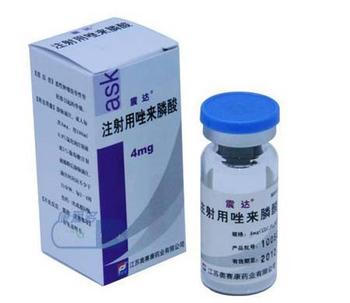 ម៉ាស៊ីនដាក់ស្លាកដបទឹកដបឧស្សាហកម្មមានល្បឿនលឿន ២៥០០ * ១២៥០ * ១៧៥០ ម