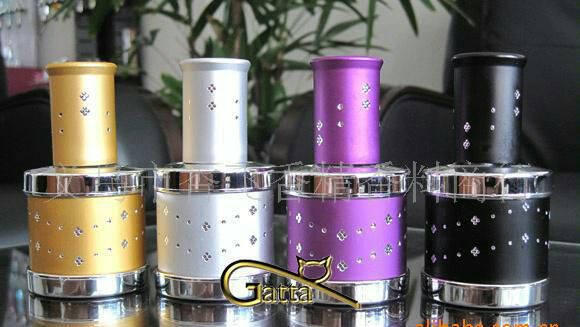 SUS304 សេដ្ឋកិច្ចម៉ាស៊ីនដាក់ផ្លាកដបទឹកជ្រលក់ប៉េងប៉ោះស្វ័យប្រវត្តិសំរាប់កំពស់ ២០-៩០ ស្លាក