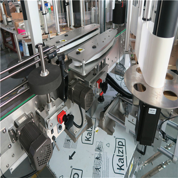 ម៉ាស៊ីនដាក់ស្លាកដបរាងការ៉េស្វ័យប្រវត្តពេញ ៤០០០-៨០០០ ប៊ី / ម៉ោង