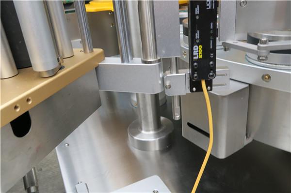 ម៉ាស៊ីនដាក់ស្លាកសញ្ញារ៉ូឡែតដែលមានល្បឿនលឿនជាមួយនឹងខ្សែក្រវ៉ាត់ជម្រើសម៉ាស៊ីនបំពេញ