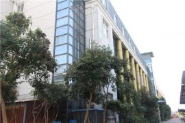 ការបង្ហាញពីរោងចក្រ