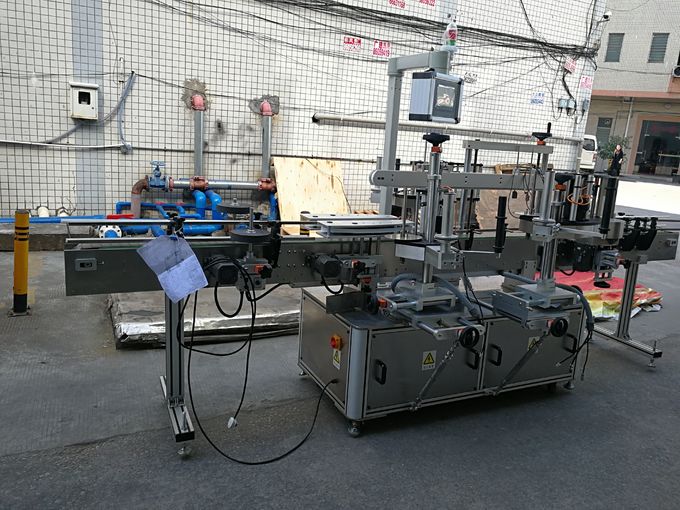 ម៉ាស៊ីនបីផ្លាកផ្លាកអាដាប់ធ័រដោយខ្លួនឯង ១១០ វ៉ុល / ៣៨០ វ៉