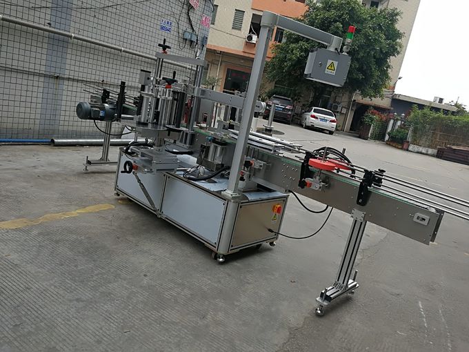 ម៉ាស៊ីនដាក់ស្លាកបិទស្អិតដោយខ្លួនឯងដោយមានល្បឿនលឿន ២០០BS / នាទី